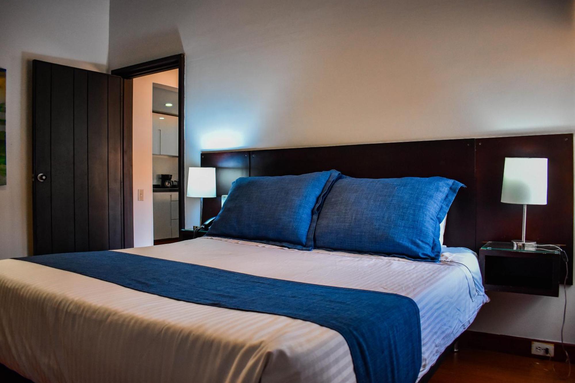 Cora 127 Plenitud Aparthotel Bogotá Eksteriør bilde